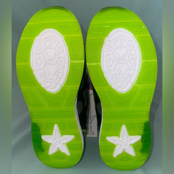Toddler Teenage Mutant Ninja Turtles Sneakers Size: 1 - Picture 4 of 12